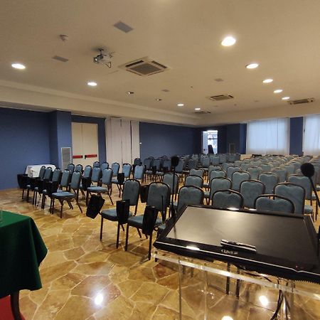 Astra Hotel Ferrara Ngoại thất bức ảnh