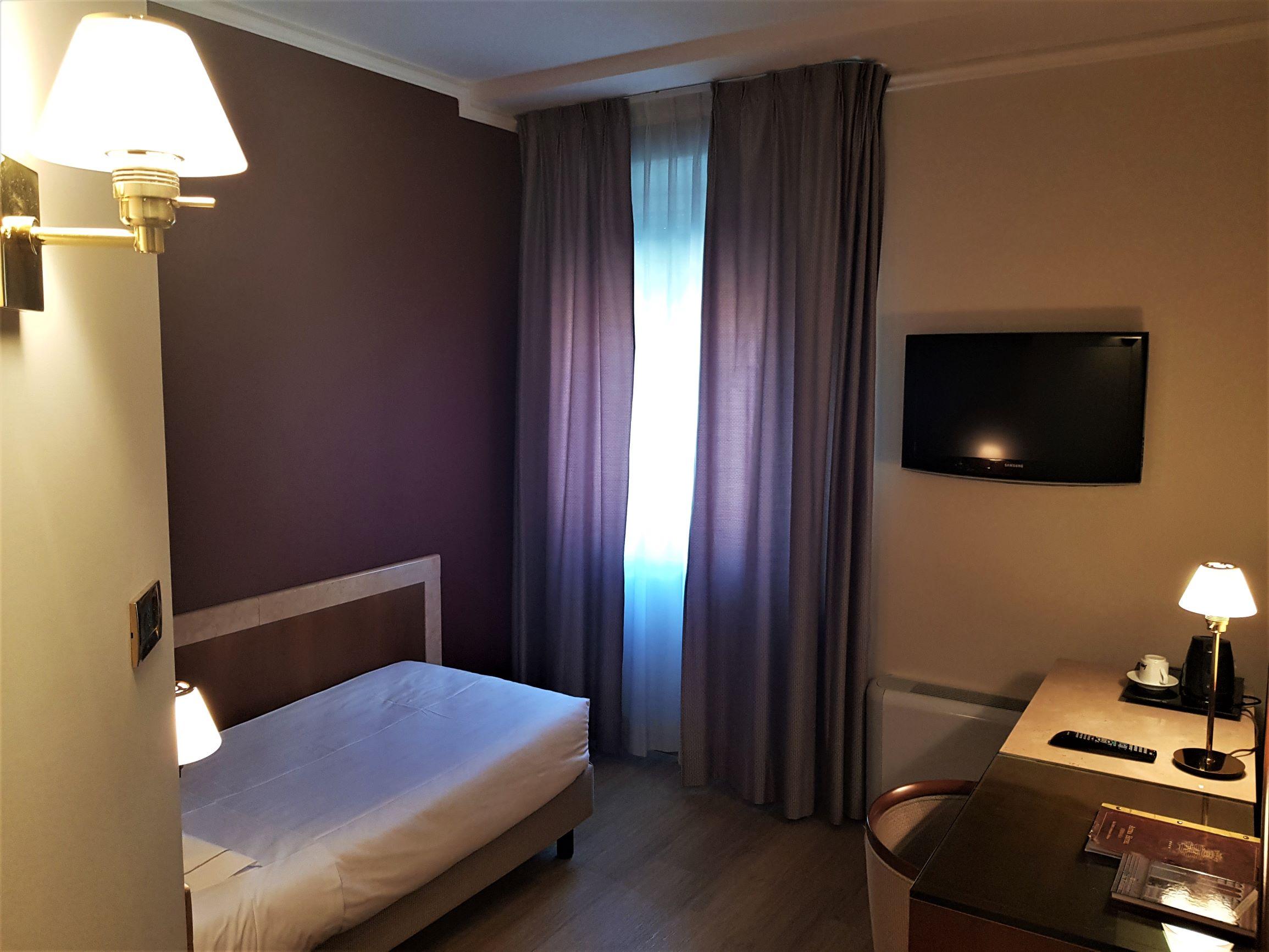 Astra Hotel Ferrara Ngoại thất bức ảnh