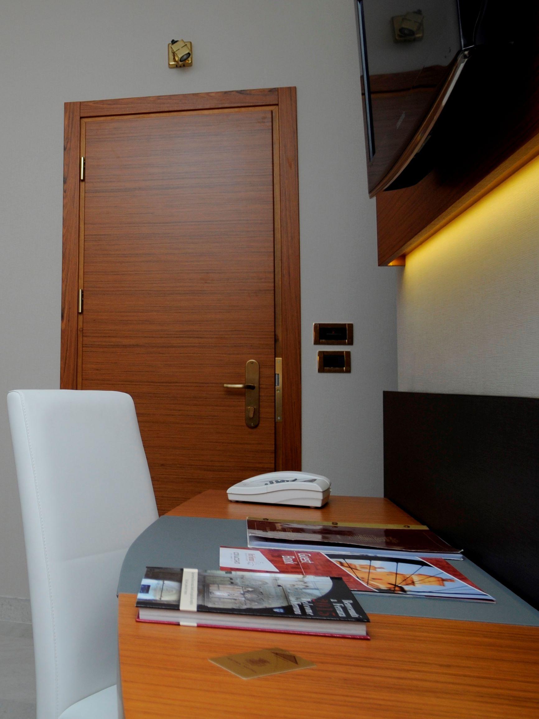 Astra Hotel Ferrara Ngoại thất bức ảnh