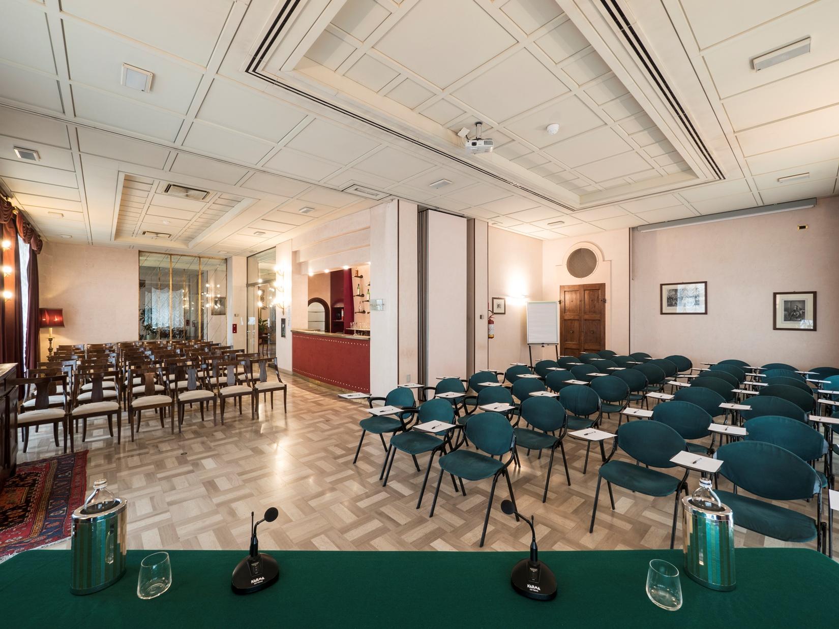 Astra Hotel Ferrara Ngoại thất bức ảnh