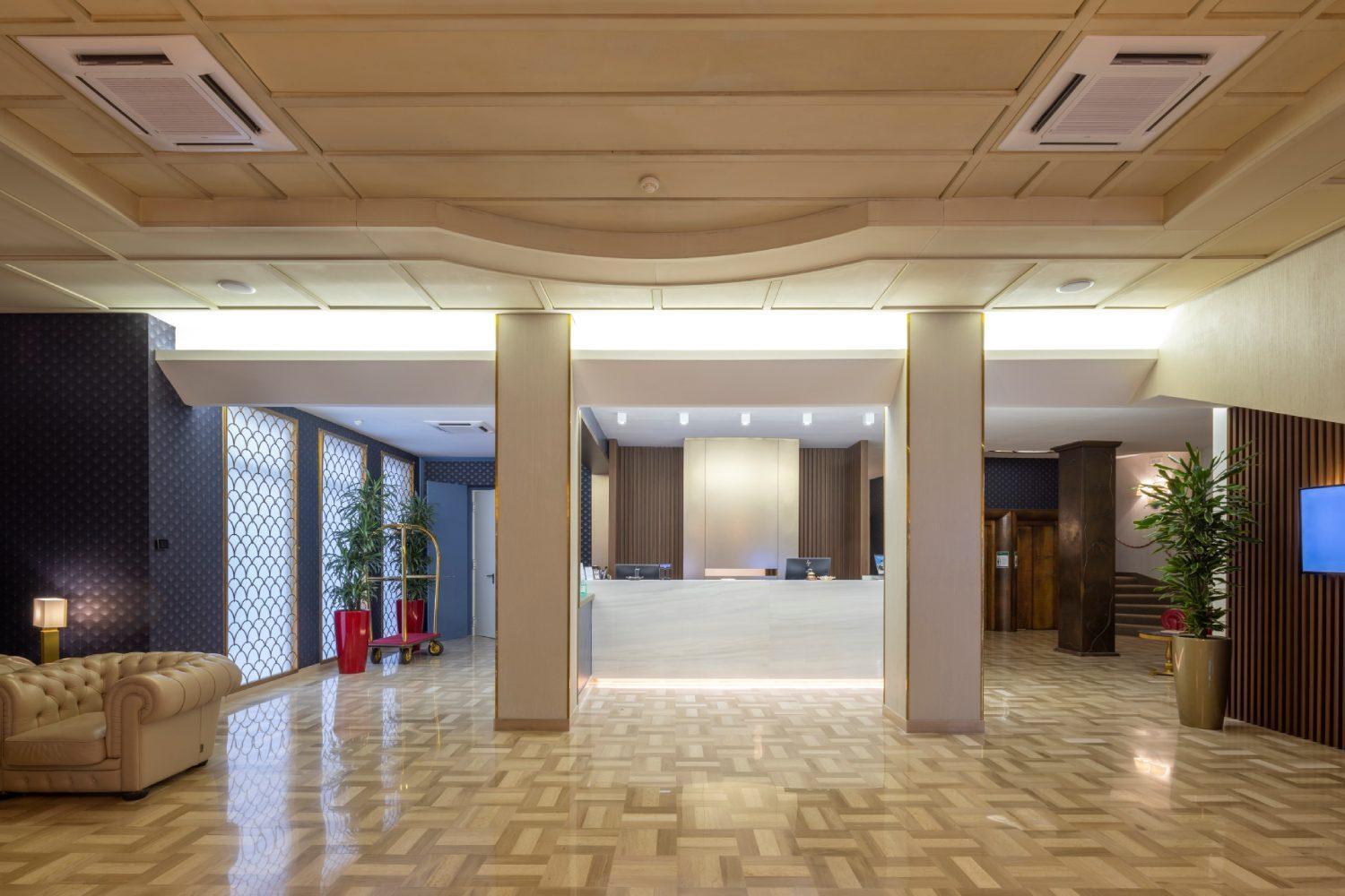 Astra Hotel Ferrara Ngoại thất bức ảnh